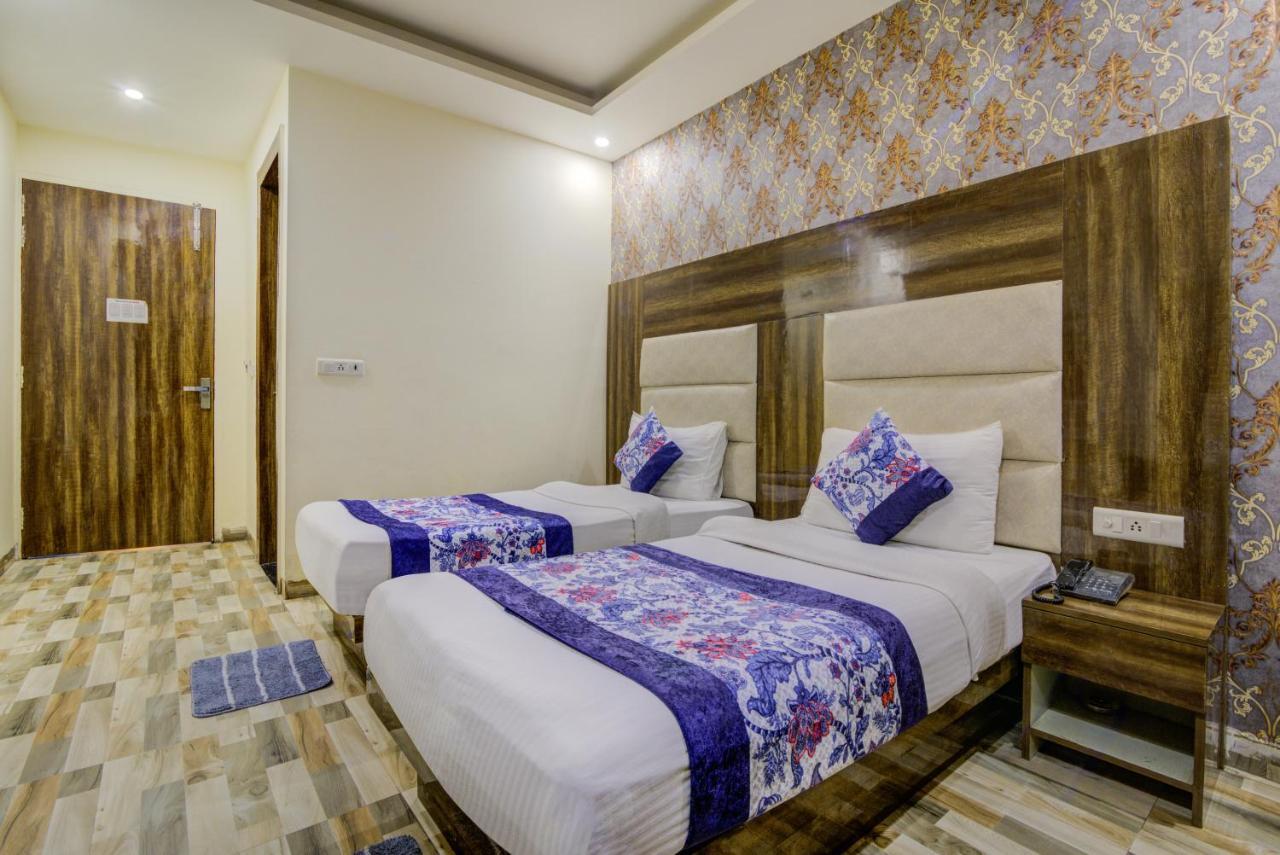 Hotel Smart Plaza Delhi Airport Yeni Delhi Dış mekan fotoğraf